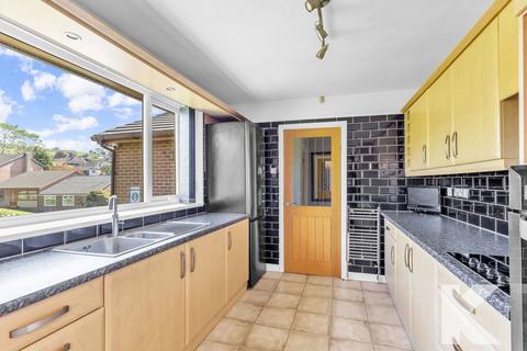 1 Glade Brow, Grotton, Oldham, OL4 4LW
