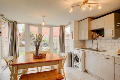 3 bedroom semi-detached house for sale, Spring Avenue, Ashby-De-La-Zouch