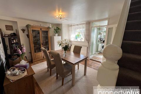81 Chepstow Road, Treorchy, CF42 6UU