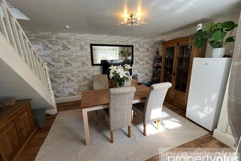 81 Chepstow Road, Treorchy, CF42 6UU