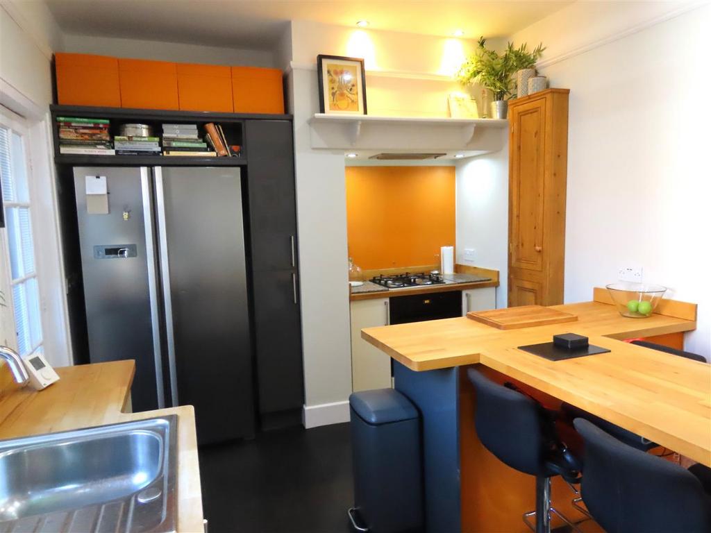 Additional kitchen image