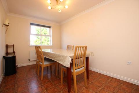 4 bedroom terraced house to rent, Paxton, Bristol BS16