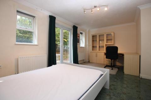 4 bedroom terraced house to rent, Paxton, Bristol BS16