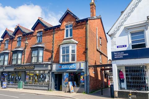 4 bedroom flat for sale, 23A Chapel Street, Petersfield, Hampshire, GU32 3DY