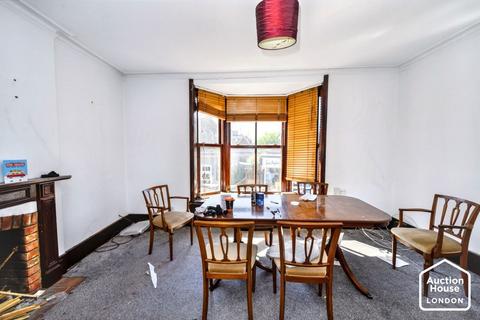 4 bedroom flat for sale, 23A Chapel Street, Petersfield, Hampshire, GU32 3DY