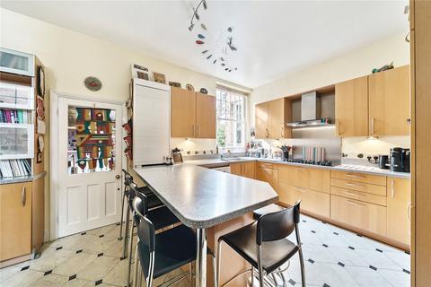 5 bedroom end of terrace house for sale, Elms Avenue, London, N10