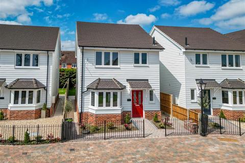 4 bedroom detached house for sale, Regency Close Southminster