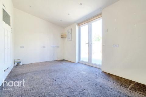undefined, Whitecote Hill, Leeds