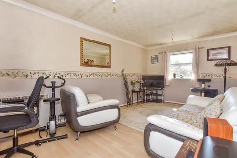 1 bedroom flat for sale, Chigwell Lane, Loughton, Essex