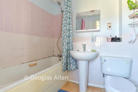 undefined, Chigwell Lane, Loughton, Essex