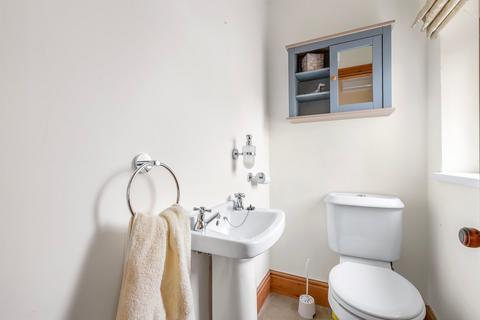 4 Broadfield Way, Addingham, Ilkley, LS29 0TJ