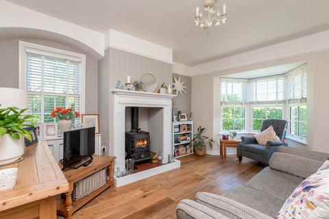 The Corner House Broadway Lane, Fladbury, Pershore, WR10 2QF