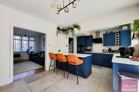 3 bedroom semi-detached house for sale, Broomfield Drive, Reddish, Stockport, SK5