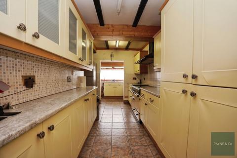 4 bedroom link detached house for sale, Aberdour Road, Ilford, IG3