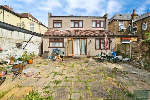 4 bedroom link detached house for sale, Aberdour Road, Ilford, IG3