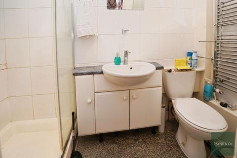 4 bedroom link detached house for sale, Aberdour Road, Ilford, IG3