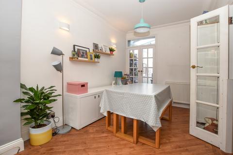 5 Raglan Road, Bromley, BR2 9NN