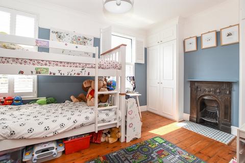 5 Raglan Road, Bromley, BR2 9NN