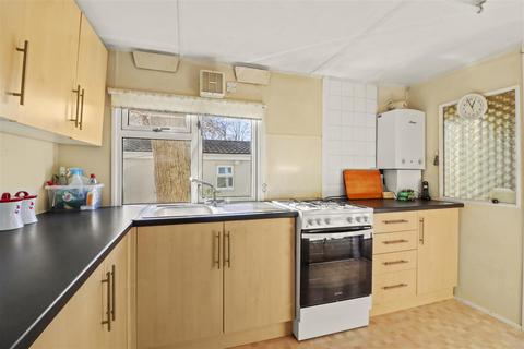 2 bedroom park home for sale, Primrose Acre, Deanland Wood Park