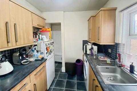 3 bedroom house for sale, Vine Street, South Shields