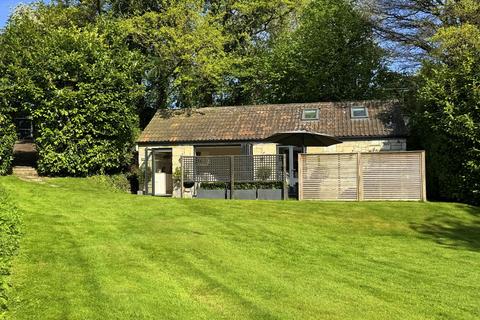 undefined, Dunkerton Hill, Dunkerton
