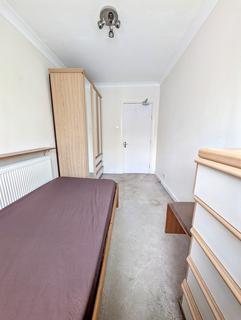 1 bedroom house of multiple occupation to rent, Murray Court, Gayton Road, Harrow, Greater London, HA1 2HU