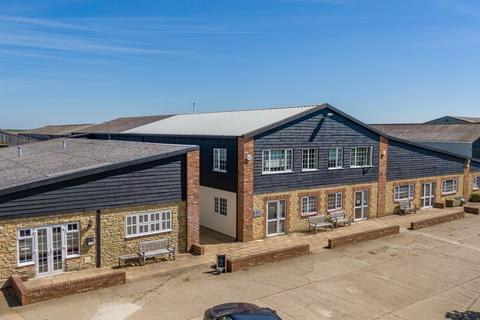 Office to rent, Stratford Road, Milton Keynes MK19