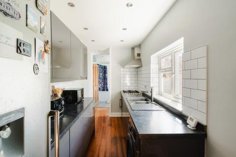 19 Clevedon Road, Portishead, Bristol, BS20 6TF