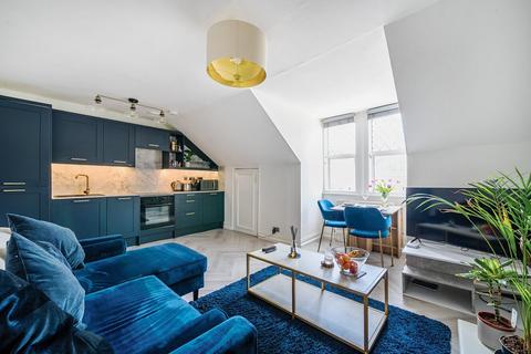 2 bedroom flat for sale, Gleneagle Road, Streatham, London, SW16