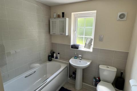 13 Campion Way, Thurnby, Leicester, LE7 9UP