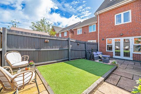 3 bedroom townhouse for sale, Moran Drive, Great Sankey, Warrington