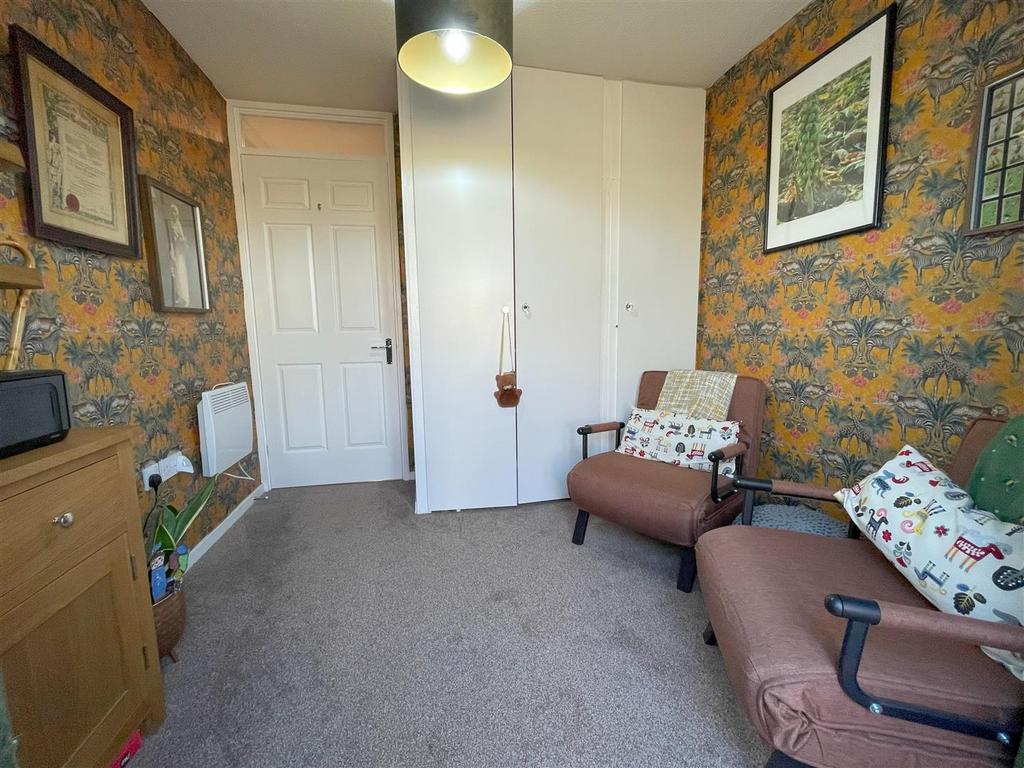 Bedroom two 2.jpg