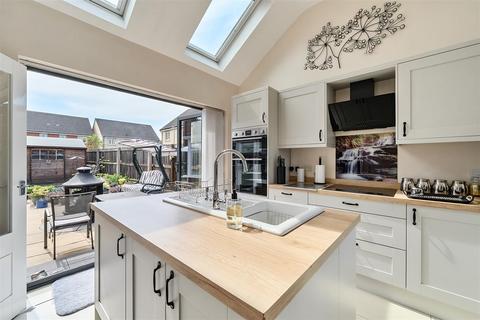 303a Marsh Road, Hilperton Marsh, Trowbridge, BA14 7PL