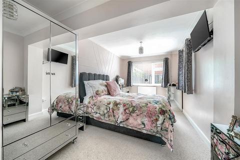 303a Marsh Road, Hilperton Marsh, Trowbridge, BA14 7PL