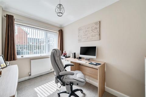 303a Marsh Road, Hilperton Marsh, Trowbridge, BA14 7PL