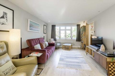 16 Aspreys, Olney, MK46 5LW