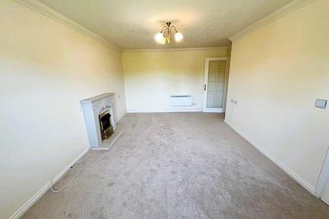 undefined, Tudor Lodge, B92