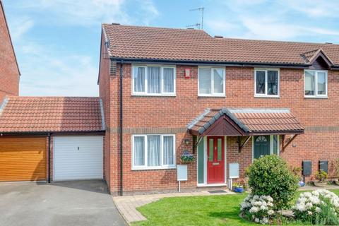 15 Teeswater Close, Bromsgrove, B60 3PX
