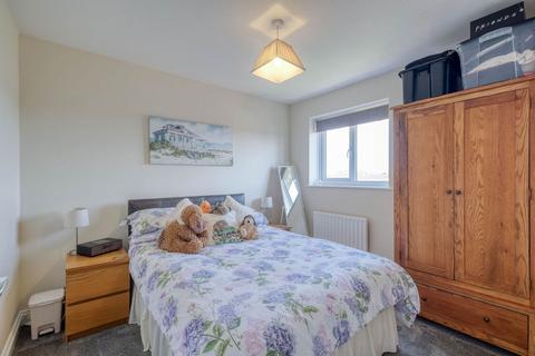 15 Teeswater Close, Bromsgrove, B60 3PX