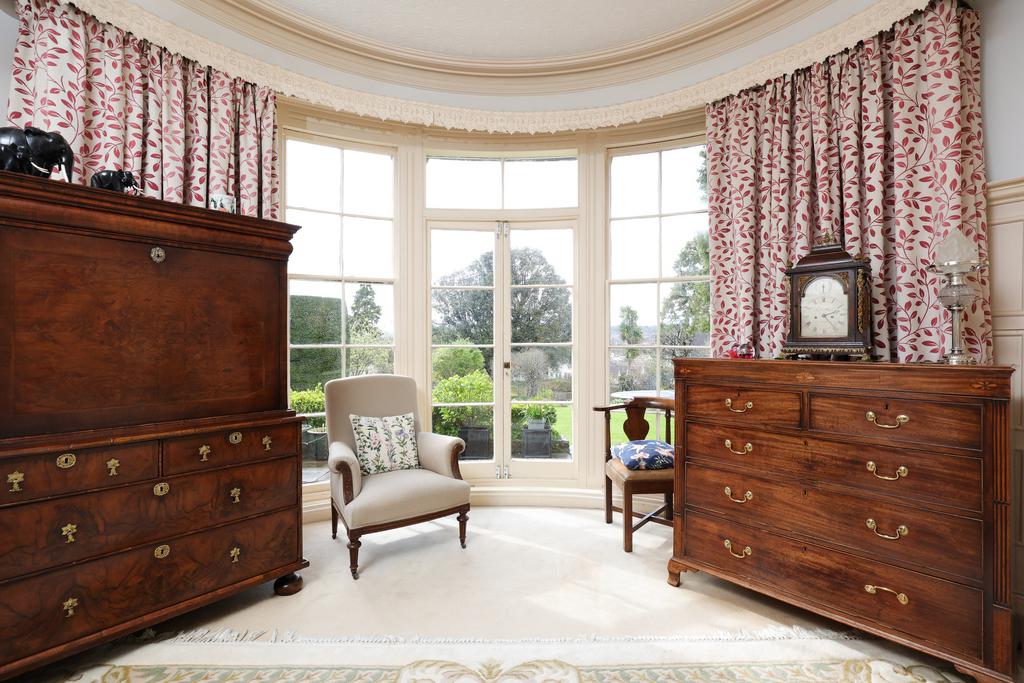 Bay Window