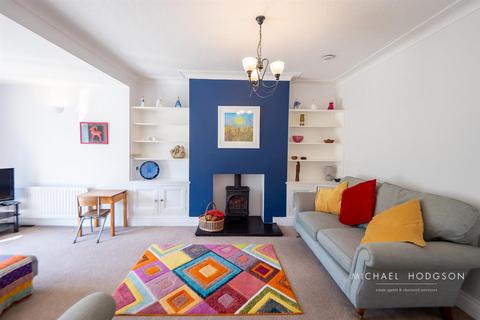 3 bedroom semi-detached house for sale, Hill View Gardens, Barnes, Sunderland