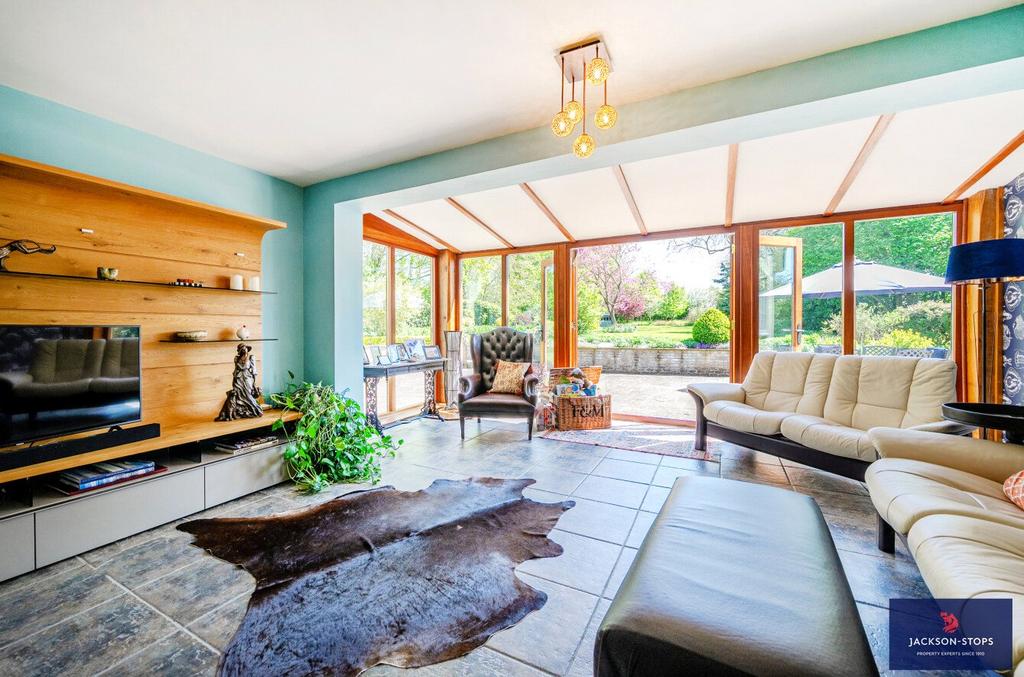 Family/Garden Room