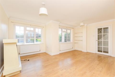 5 Perran Close, Hartley, Longfield, DA3 7EU