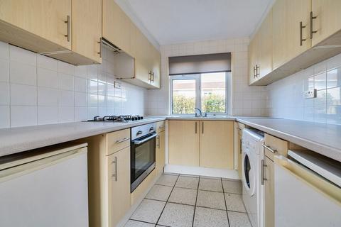 64 Abbey Road, Basingstoke, RG24 9EA