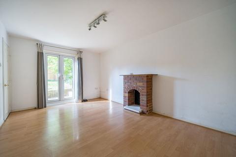 64 Abbey Road, Basingstoke, RG24 9EA