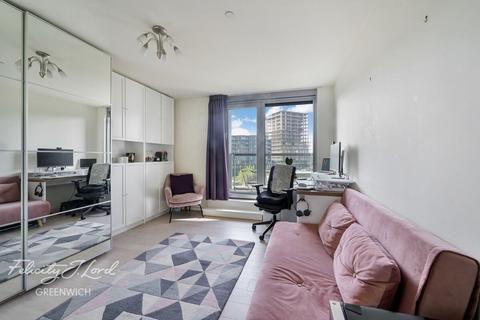 Laban Walk, London, SE8