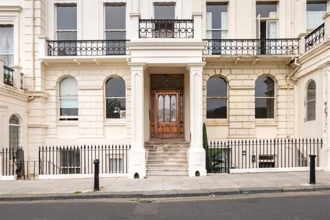 1 bedroom apartment for sale, Adelaide Crescent, Hove BN3