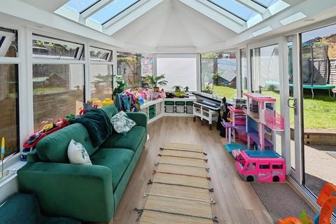 3 bedroom link detached house for sale, 9 Templar Road Yate Bristol BS375TF