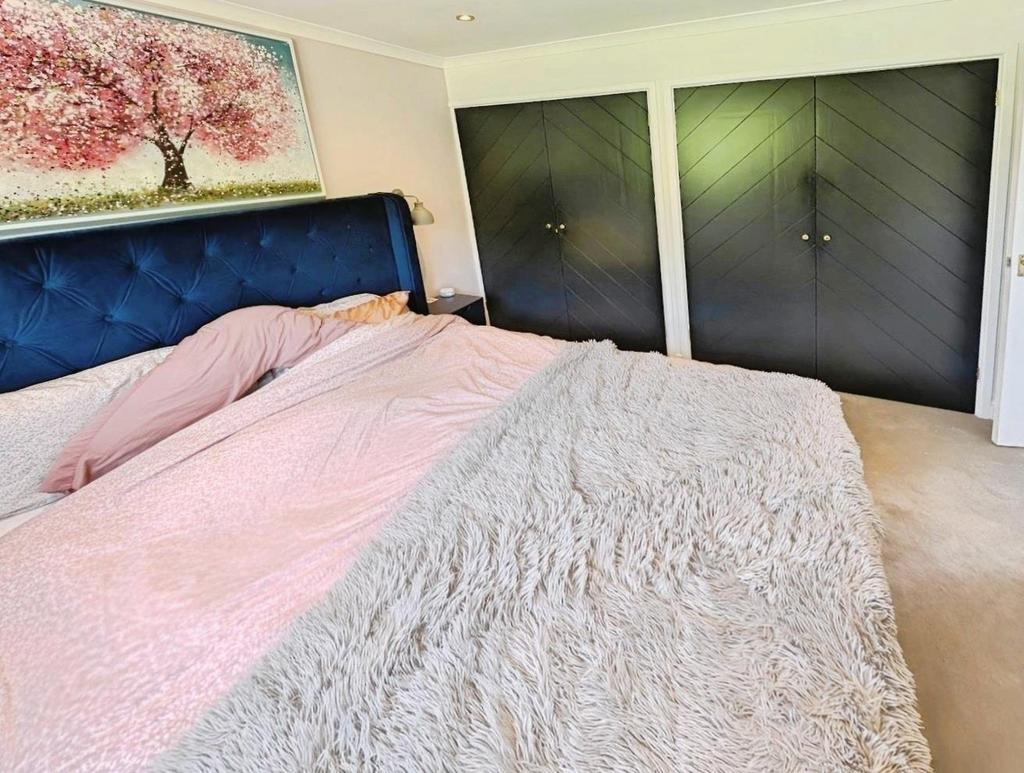 9 Templar bed 1 a.png
