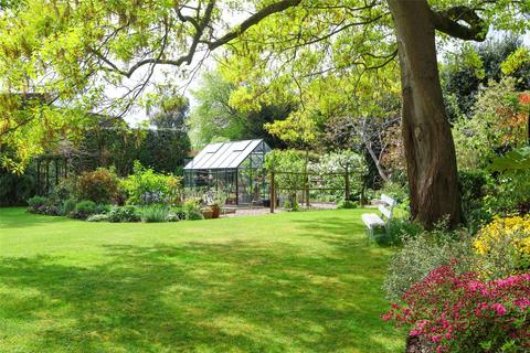 5 bedroom detached house for sale, Silverdale Avenue, Ashley Park, KT12
